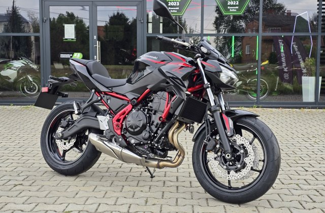 Nowy Kawasaki Z650 MY2025 już jest w salonie Kawasaki Tarnobrzeg!