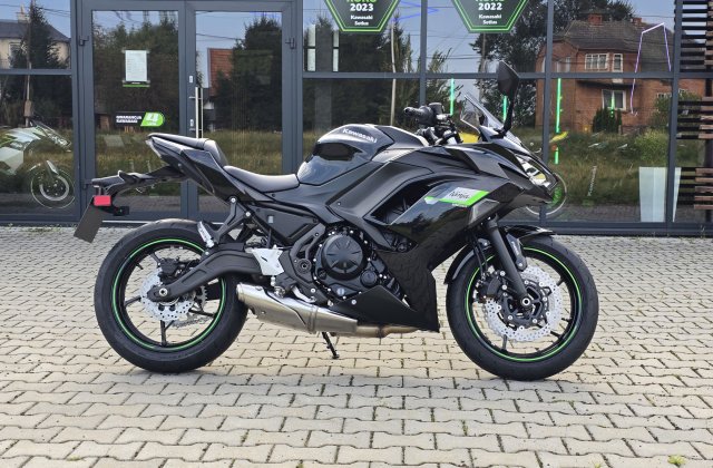 Nowy Kawasaki Ninja 650 MY2025 już jest w salonie Kawasaki Tarnobrzeg!