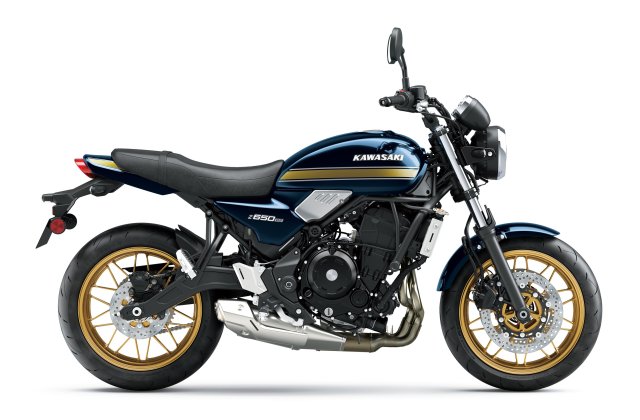 27_ER650R_44T_BU1_DA_RS_K.jpg